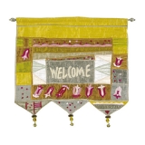 Welcome - Flowers - Gold Wall Hanging In English