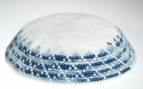 White DMC knitted kippah with border in blues