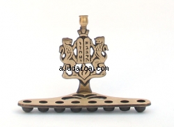 Brass Menorah (Hanukia) - Luchot Habrit Lions by aJudaica