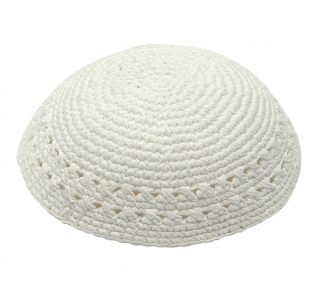 White Thick Knitted Breslov Kippah by aJudaica