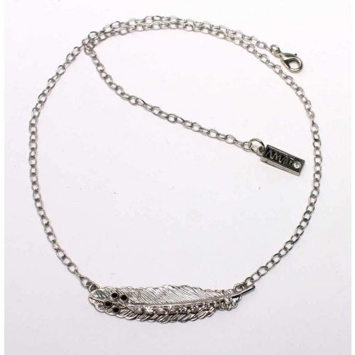 Amaro Handmade Necklace, Leaf Decoration - From Black and White Collection