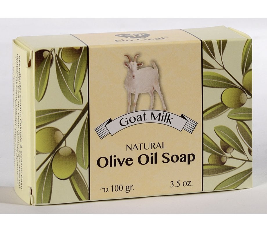 Оливковое масло молоко. Оливковое мыло. Мыло «оливки». Мыло олива. Мыло Olive Oil.