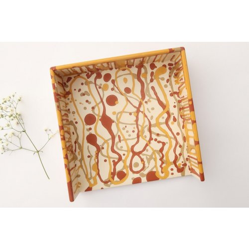 Graciela Noemi Handcrafted Passover Matzah Tray - Brown Abstract Streaks