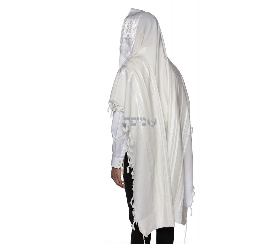 LaMenatzeach Victory Wool Tallit Non Slip Prayer Shawl - Shiny White Stripes