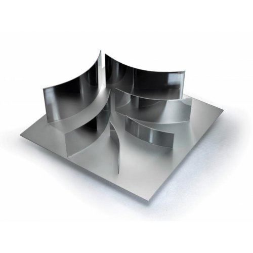 Magnetic Matza Tray by Laura Cowan