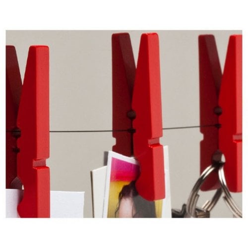 Memo Pegs by Shahar Peleg