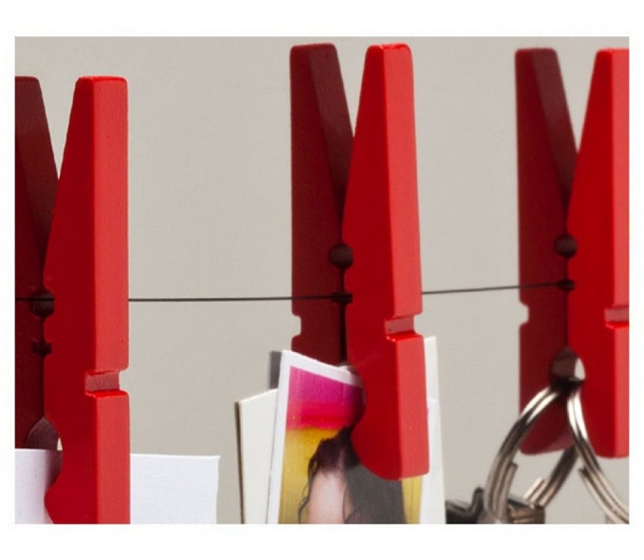 Memo Pegs by Shahar Peleg