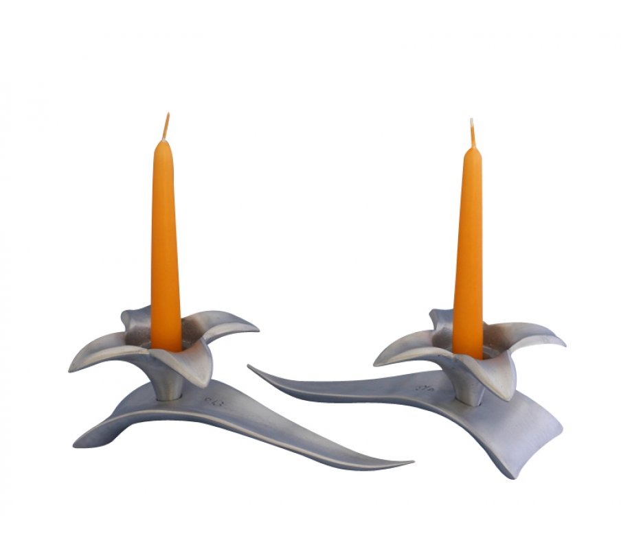 Shraga Landesman Flower Shaped Candle Holders on Leaf Base - Silver