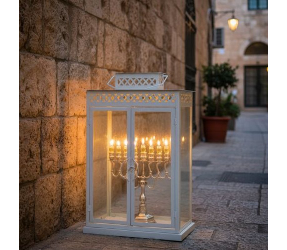 Silver Plated Elaborate Menorah with Curved Branches and Diamond Design